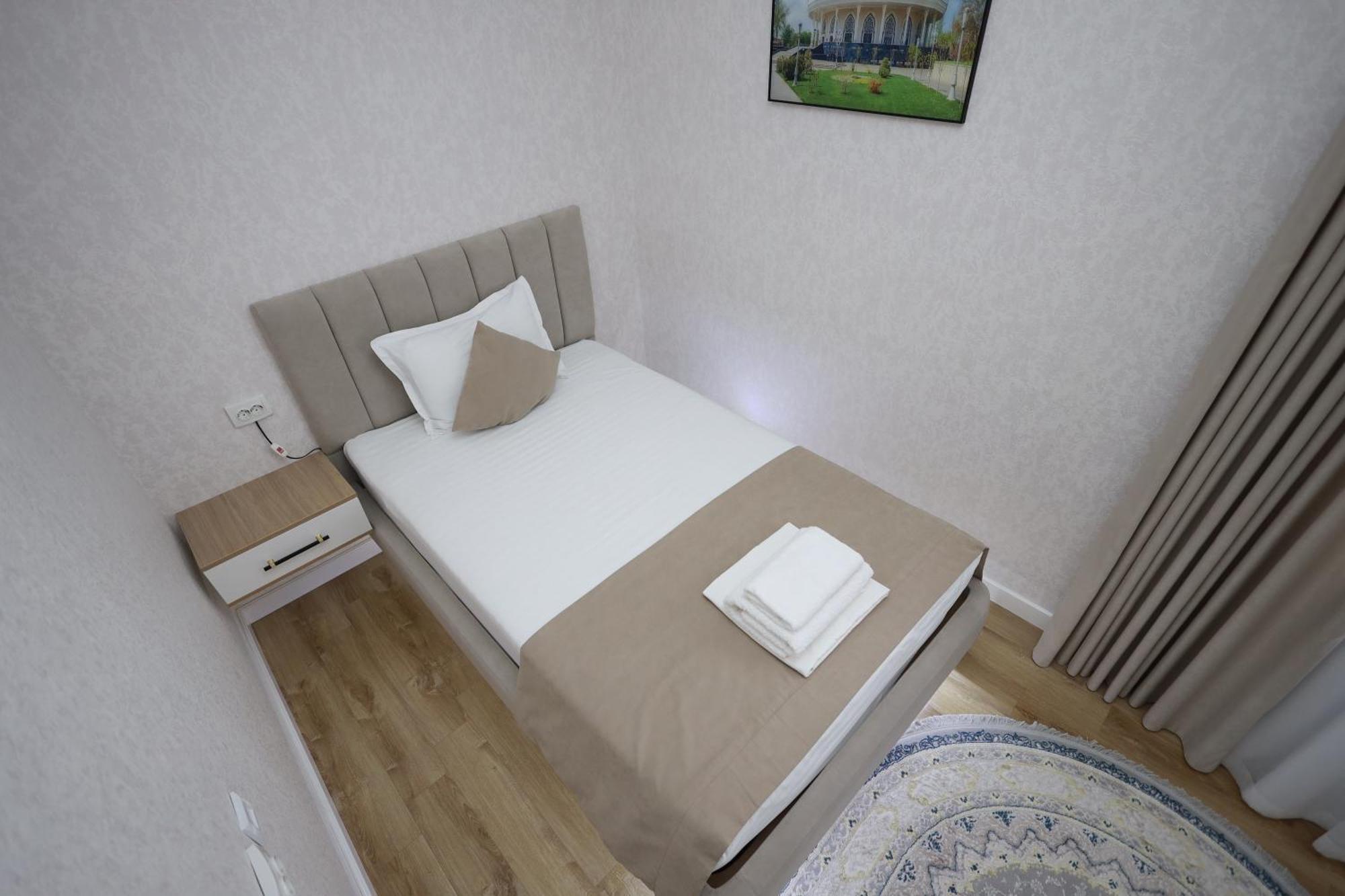 Ideal Hotel Nukus Exterior photo