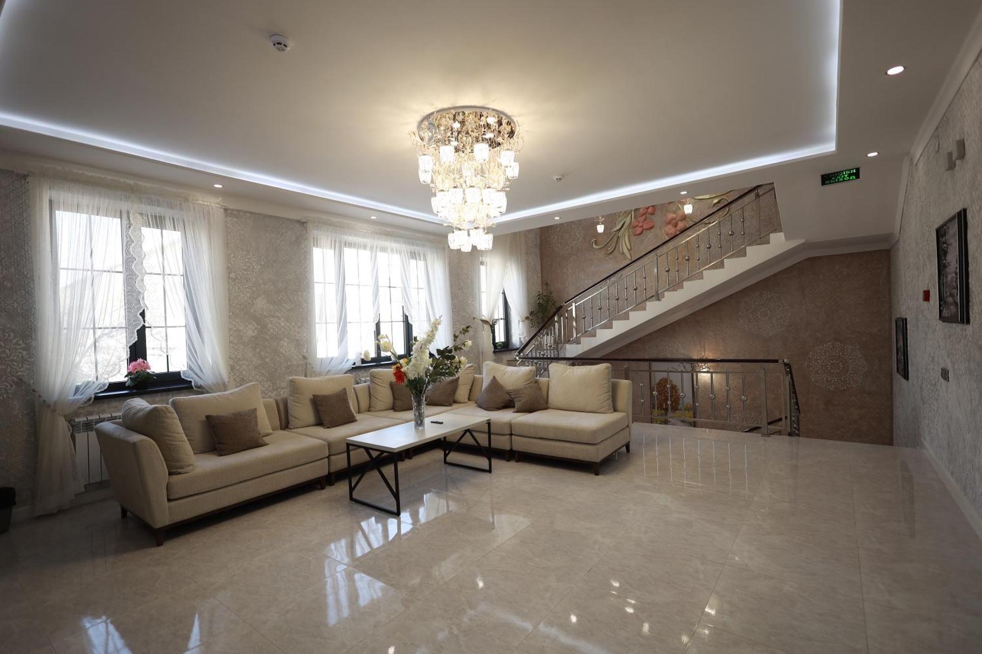 Ideal Hotel Nukus Exterior photo