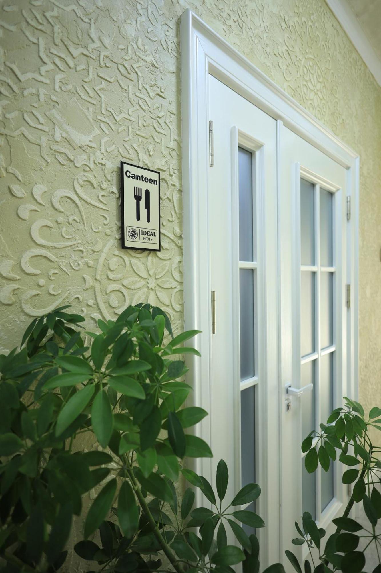 Ideal Hotel Nukus Exterior photo